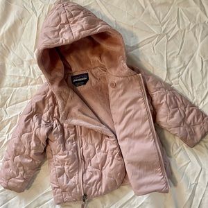Patagonia 2T quilted puff coat